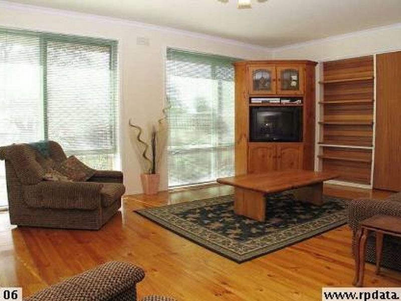 40 Cheltenham Crescent, Salisbury East SA 5109