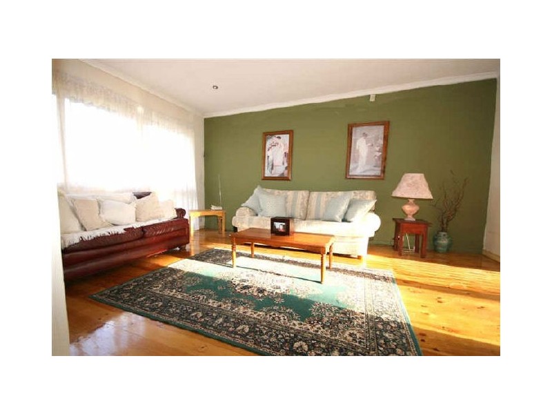 13 Trueman Avenue, Salisbury East SA 5109