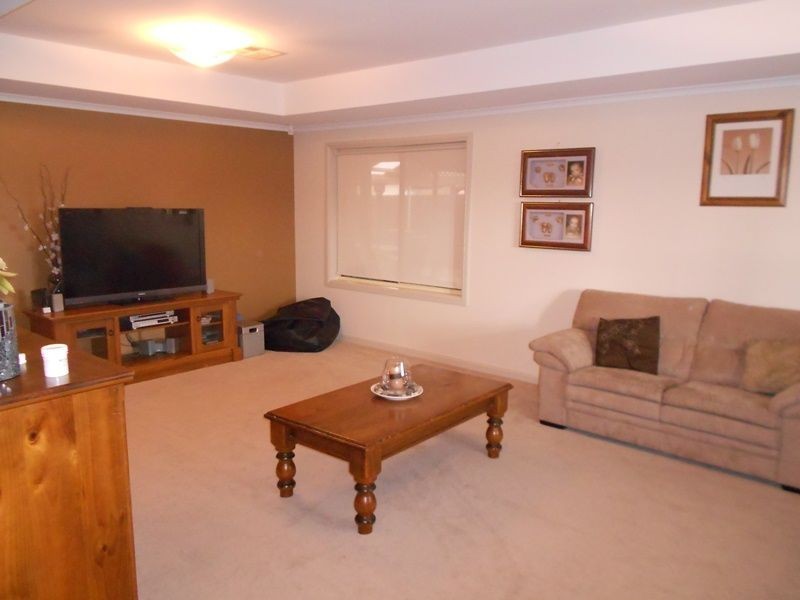15 Eton Drive, Andrews Farm SA 5114