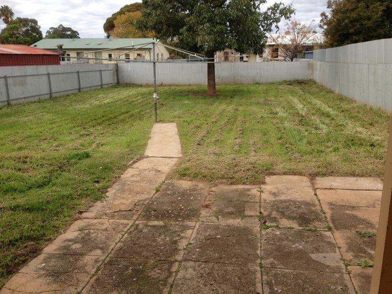 35 Hogarth Road, Elizabeth South SA 5112