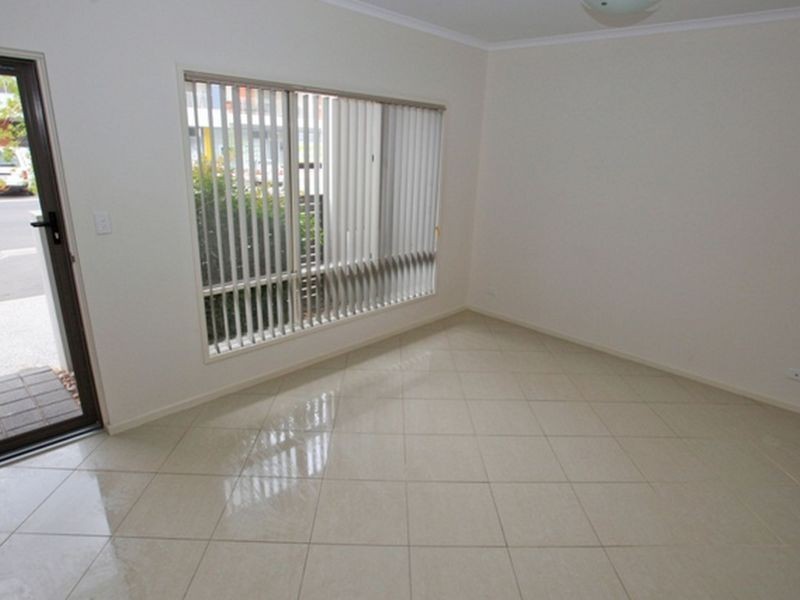12 Goodall Parade, Mawson Lakes SA 5095