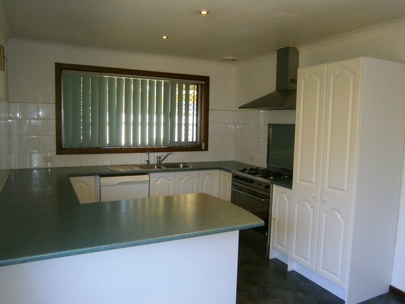 7 Paramount Road, Salisbury Downs SA 5108