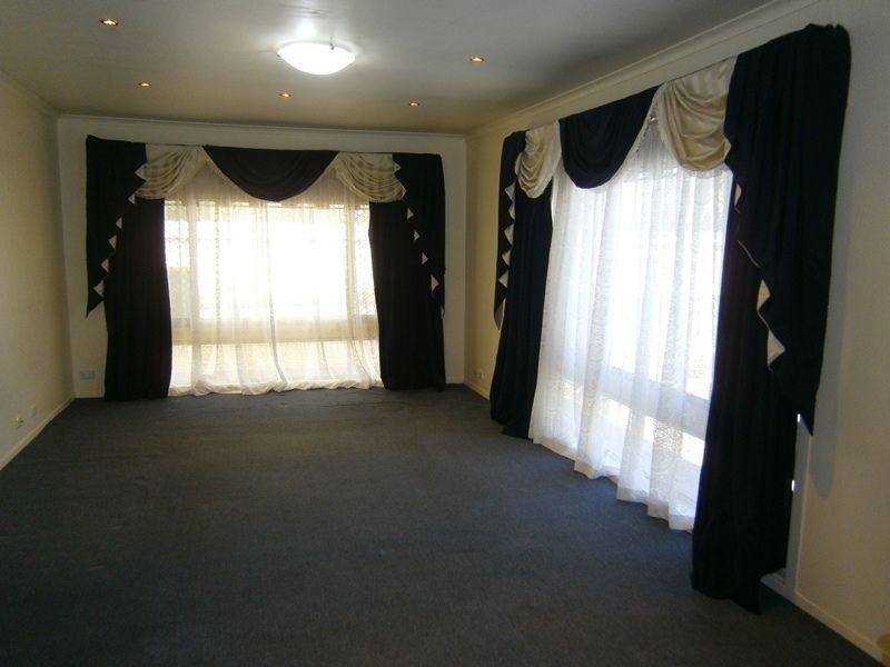 7 Paramount Road, Salisbury Downs SA 5108