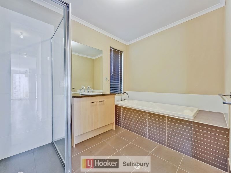 24 Queen Street, Paralowie SA 5108