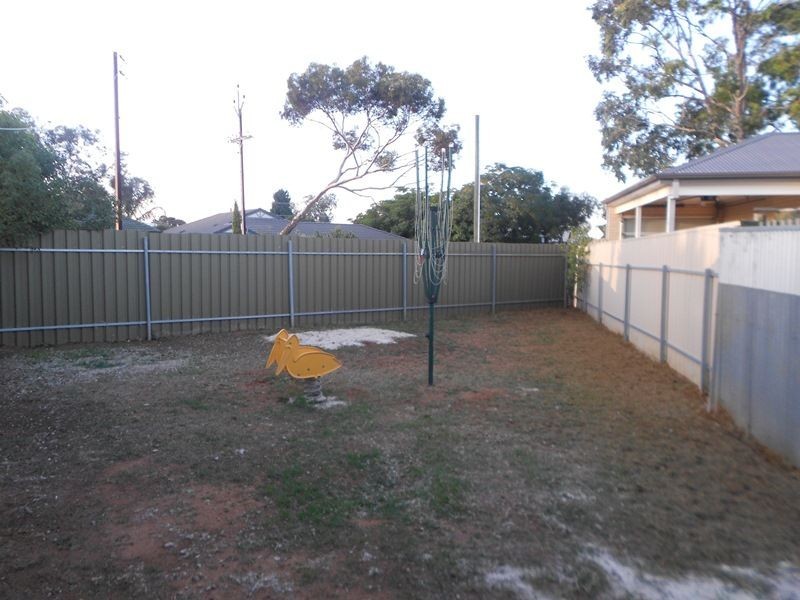 8 Londonderry Avenue, Salisbury Downs SA 5108