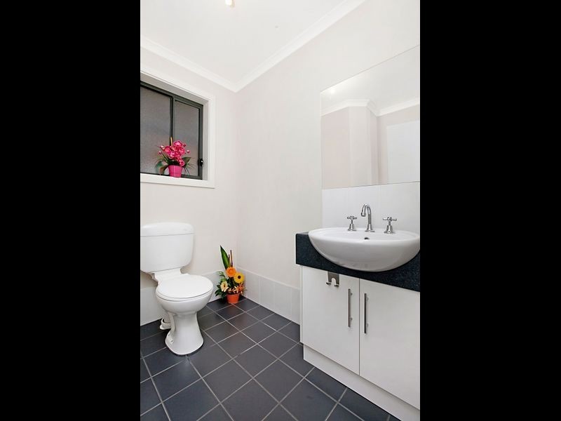 2/35 Martins Road, Salisbury Downs SA 5108
