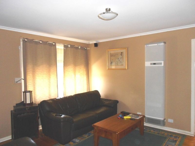 21 Douglas Street, Elizabeth Downs SA 5113