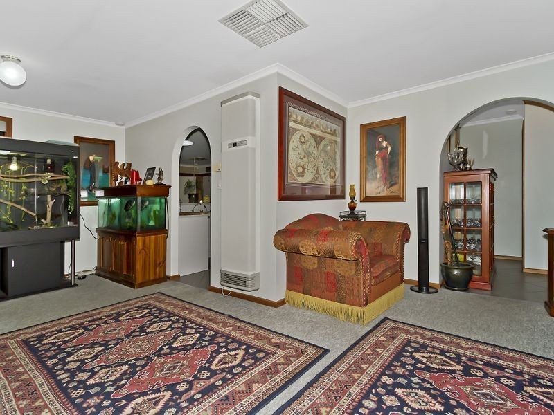 2 Melanie Court, Paralowie SA 5108