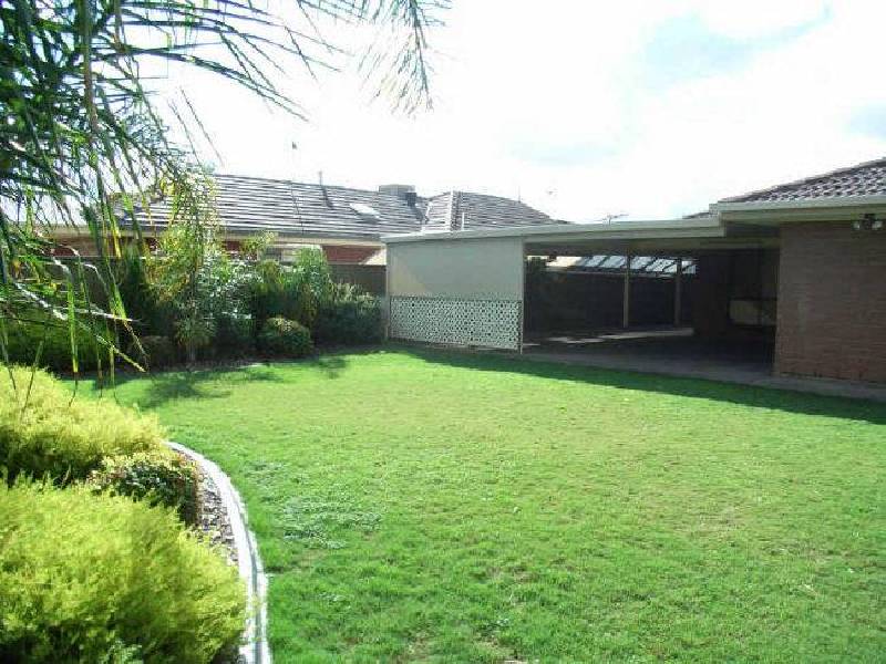 28 Rachael Road, Salisbury Downs SA 5108