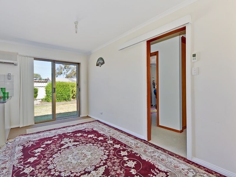 22b Paramount Ave, Salisbury Downs SA 5108