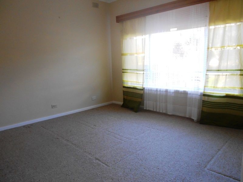 16 Douglas Road, Salisbury East SA 5109