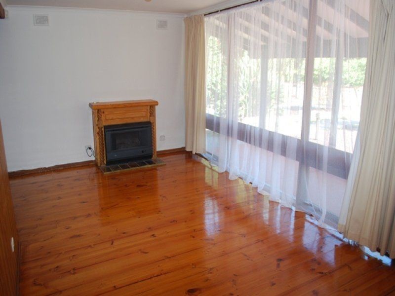 17 Shakespeare Way, Para Hills SA 5096