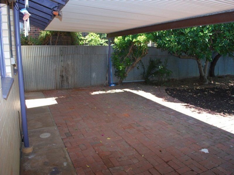 17 Shakespeare Way, Para Hills SA 5096