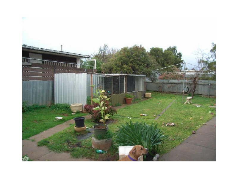 24 Raymond Road, Para Hills SA 5096