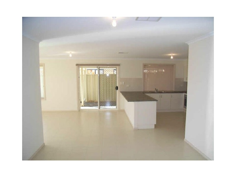 4 Desyllas Drive, Direk SA 5110