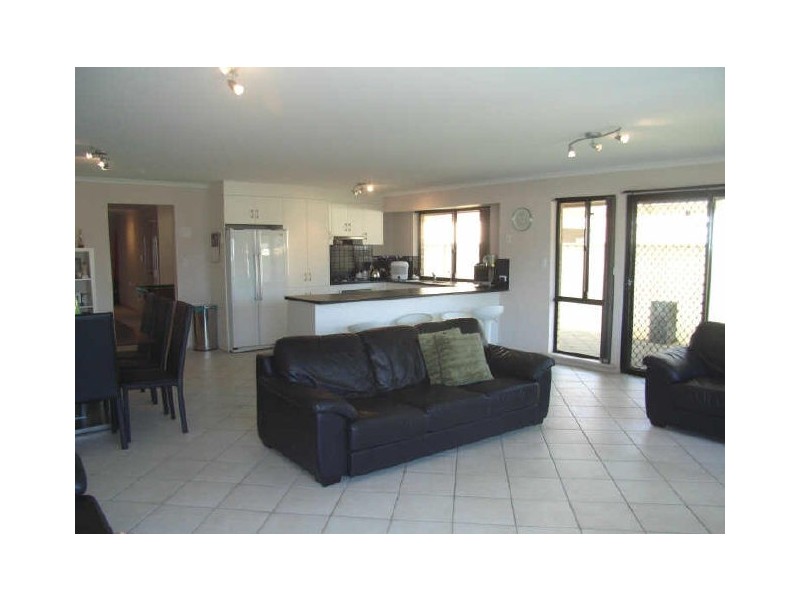 8 Heathpool Street, Burton SA 5110