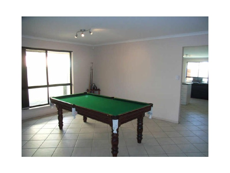 8 Heathpool Street, Burton SA 5110