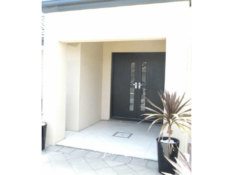 8 Heathpool Street, Burton SA 5110