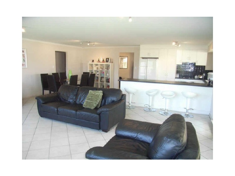 8 Heathpool Street, Burton SA 5110