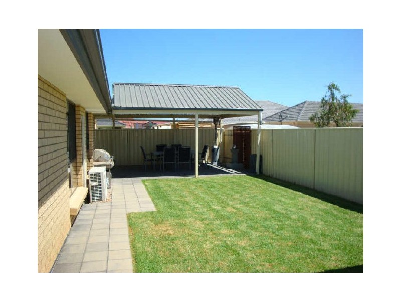 8 Heathpool Street, Burton SA 5110