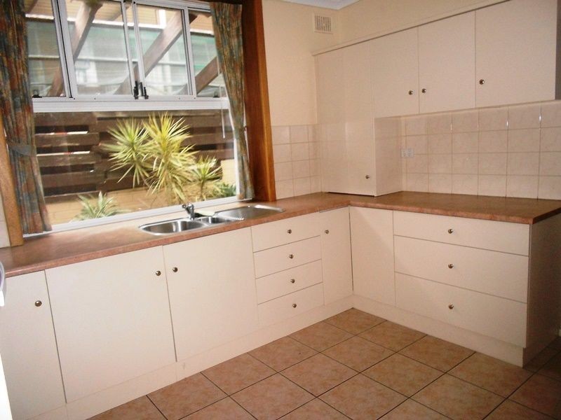 28 Goodwin Court, Para Hills SA 5096