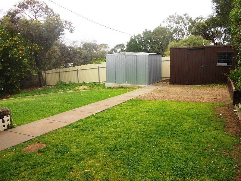 28 Goodwin Court, Para Hills SA 5096