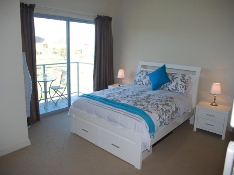 7/135 Sanctuary Drive, Mawson Lakes SA 5095