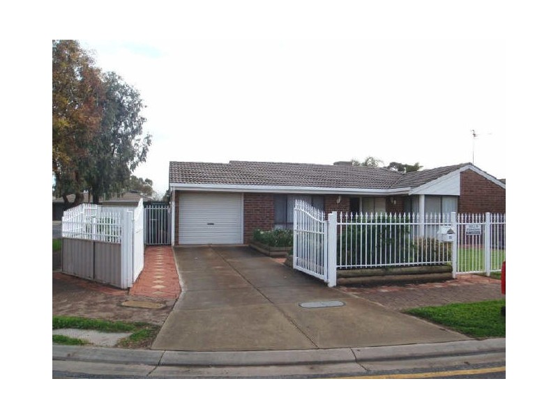 69 Camelot Drive, Paralowie SA 5108