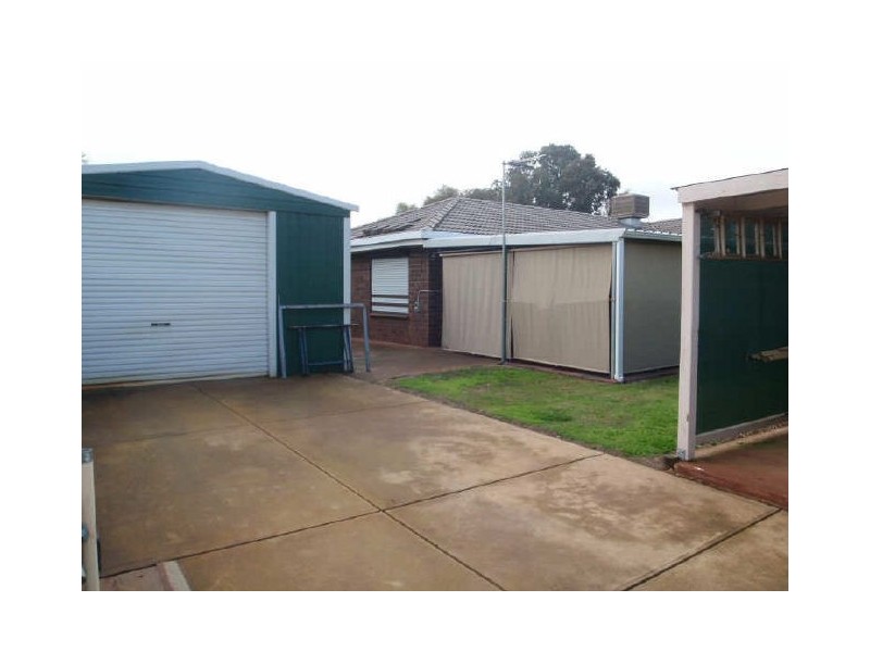 69 Camelot Drive, Paralowie SA 5108