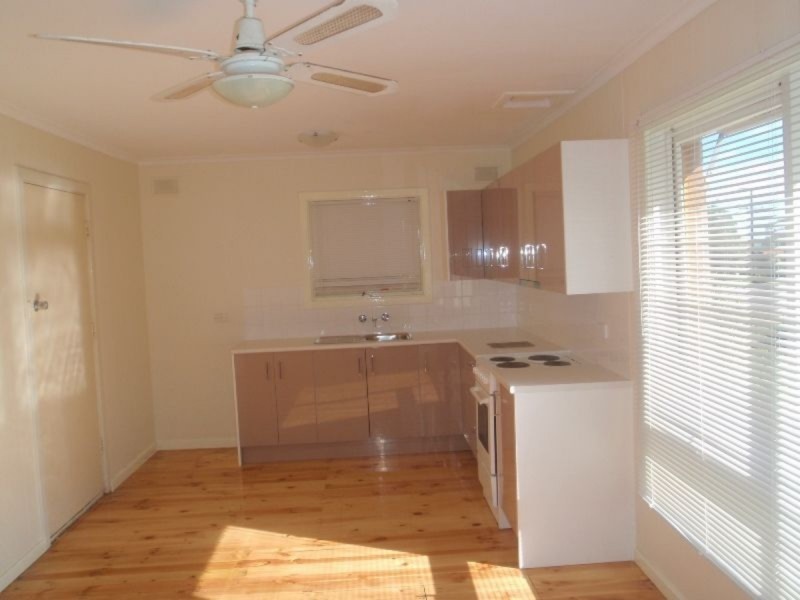 16 Seaborough Road, Elizabeth Park SA 5113