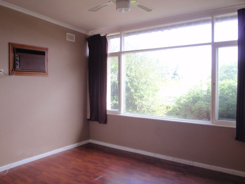 28 Goodwin Court, Para Hills SA 5096