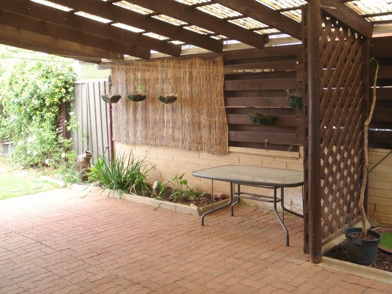 28 Goodwin Court, Para Hills SA 5096