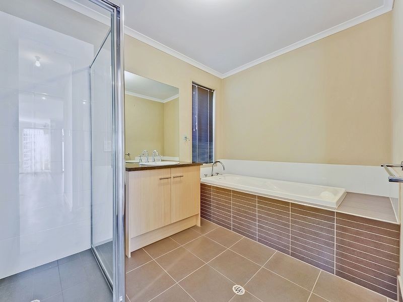 24 Queen Street, Paralowie SA 5108