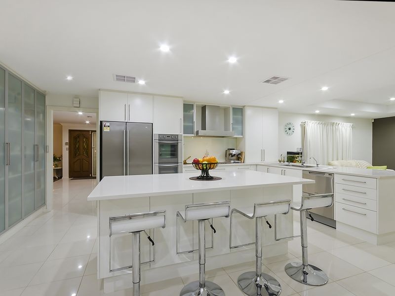 25 Baldwin Court, Wynn Vale SA 5127