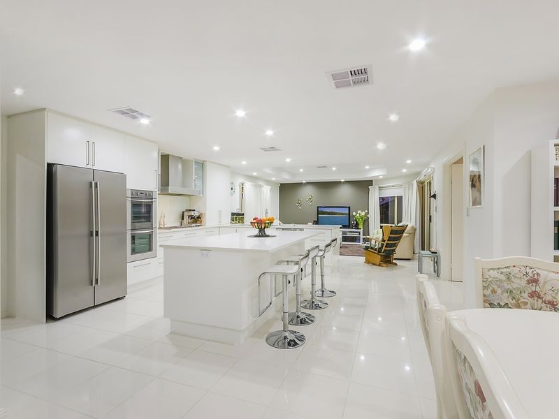 25 Baldwin Court, Wynn Vale SA 5127