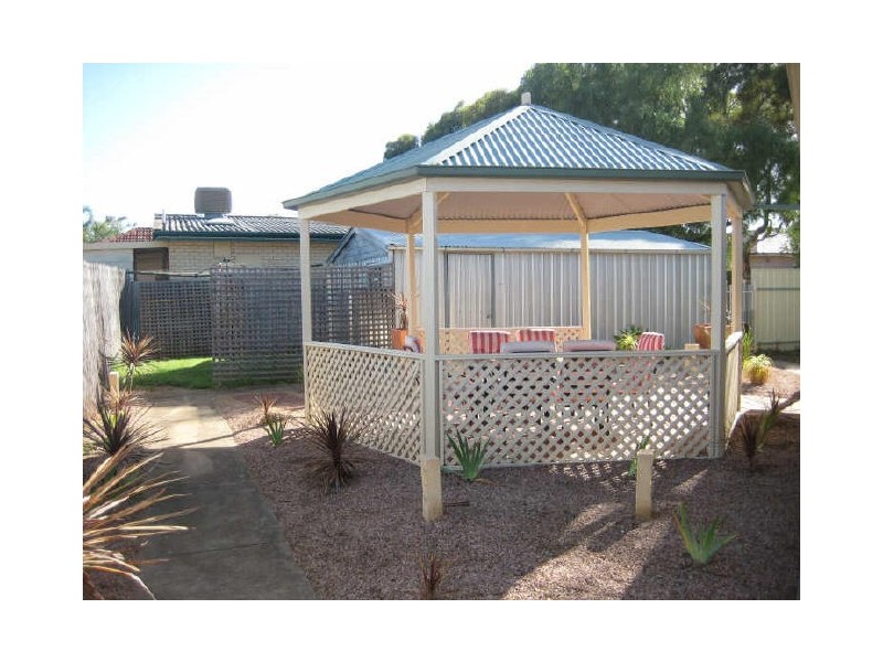 8 Marquisite Drive, Salisbury East SA 5109