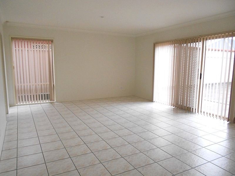 7 Lakeview Drive, Parafield Gardens SA 5107