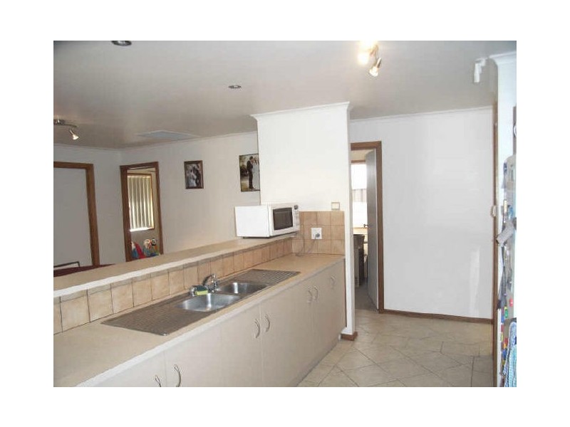 1 Blakiston Court, Paralowie SA 5108