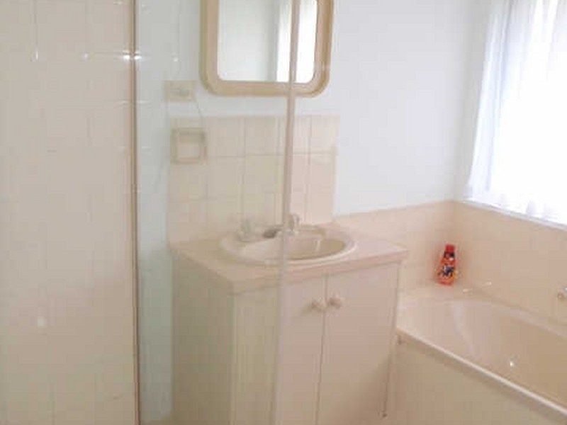 27a & 27b Augusta Court, Burton SA 5110