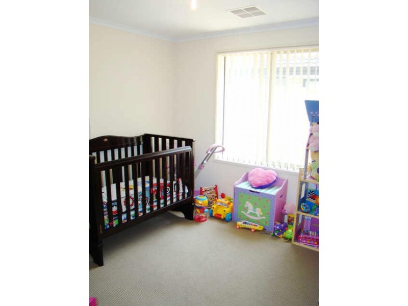 5 Westbourne Street, Burton SA 5110