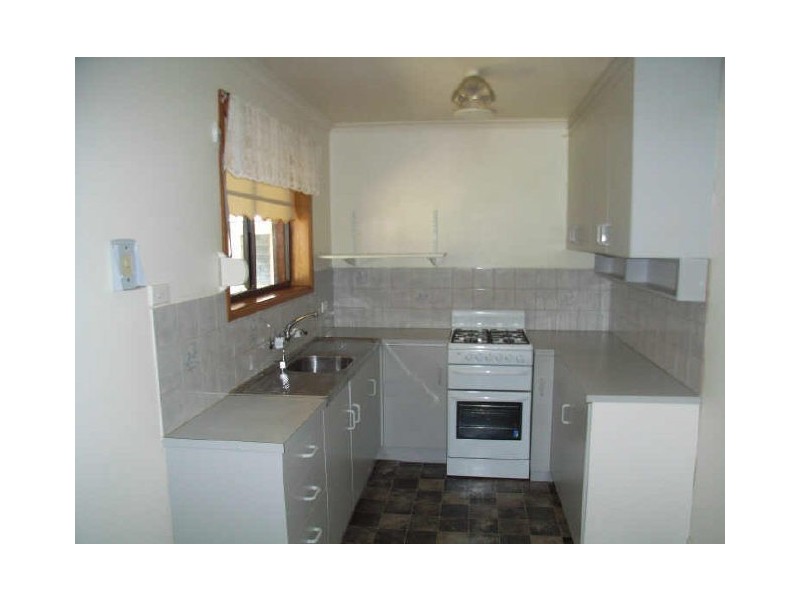 11 Alan Crescent, Burton SA 5110