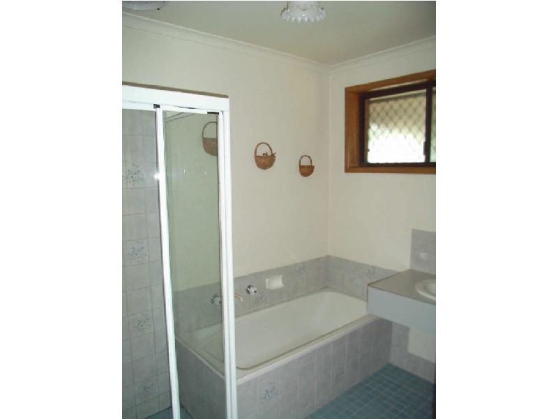 11 Alan Crescent, Burton SA 5110