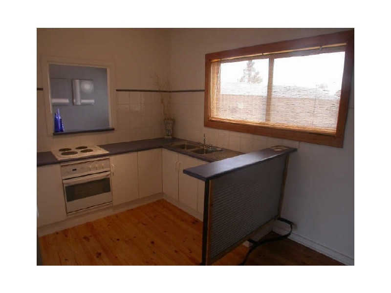 98 Fairfield Road, Elizabeth South SA 5112