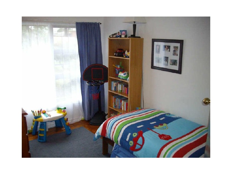 15 Barker Crescent, Smithfield Plains SA 5114