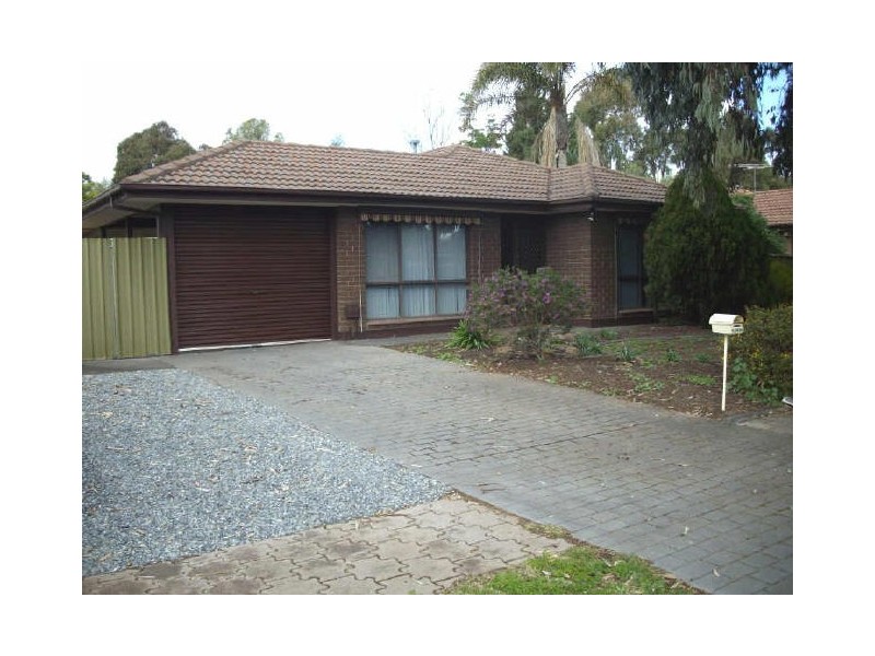 5 Garfield Court, Paralowie SA 5108