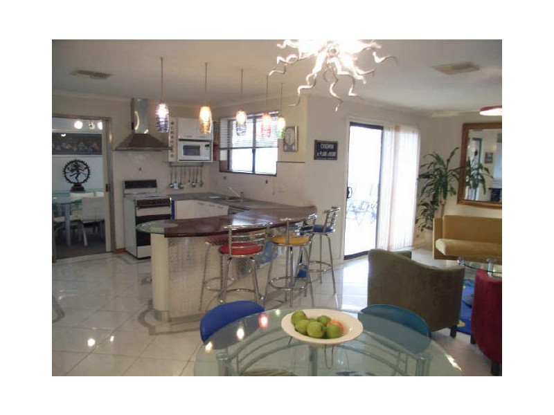 2 Caloundra Drive, Paralowie SA 5108