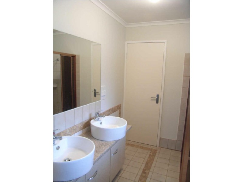 2 Caloundra Drive, Paralowie SA 5108