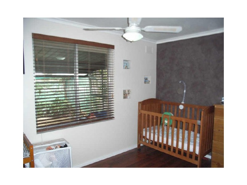 15 Barrington Road, Elizabeth Downs SA 5113