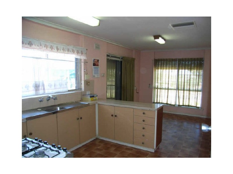 21 Rosewall Avenue, Gulfview Heights SA 5096