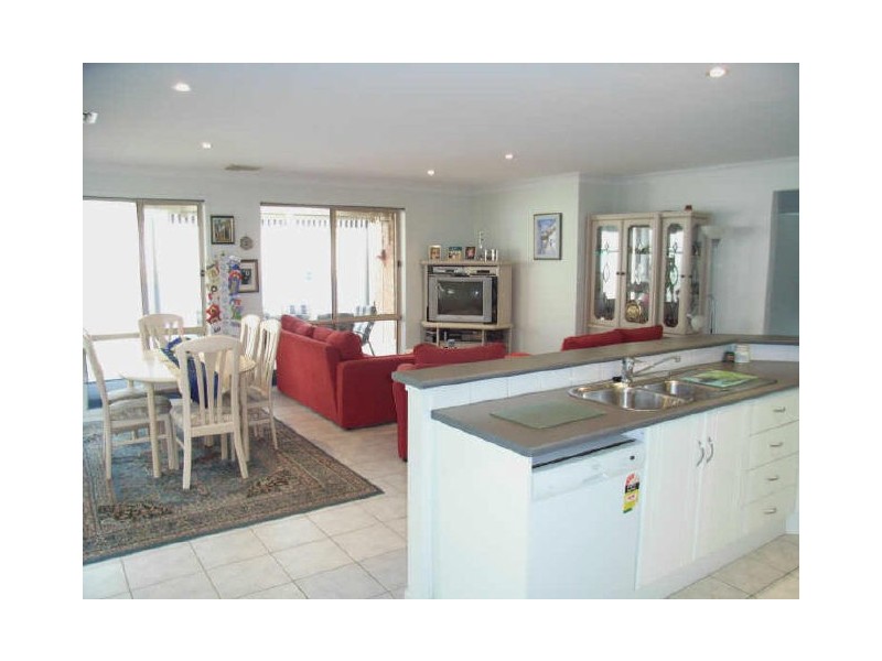 51 New Hampshire Drive, Parafield Gardens SA 5107